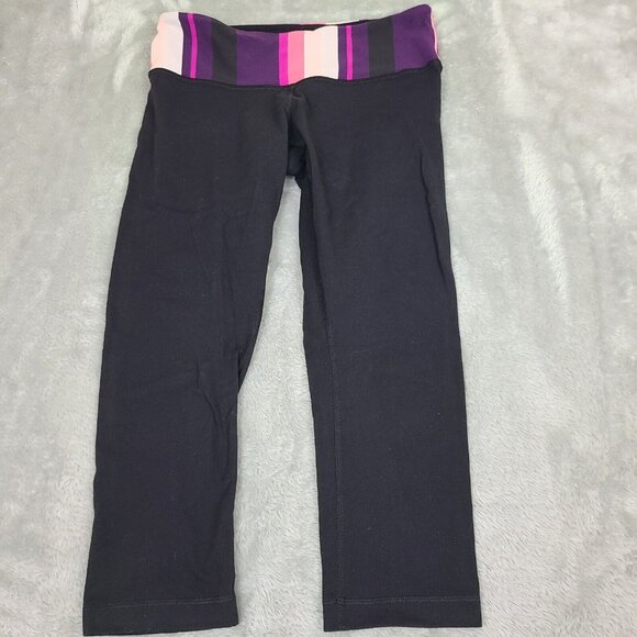 Lululemon Groove Crop Capri Pants Reversible Black Women’s 6 - Picture 1 of 8
